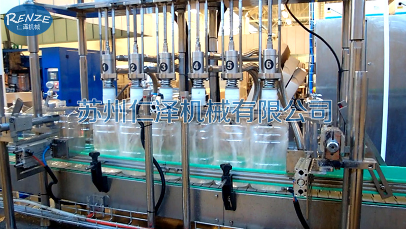3-5升 直線灌裝機(jī)